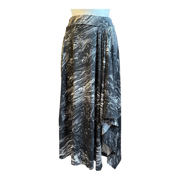 Michael Kors Black and White Maxi Skirt - Picture 1 of 6